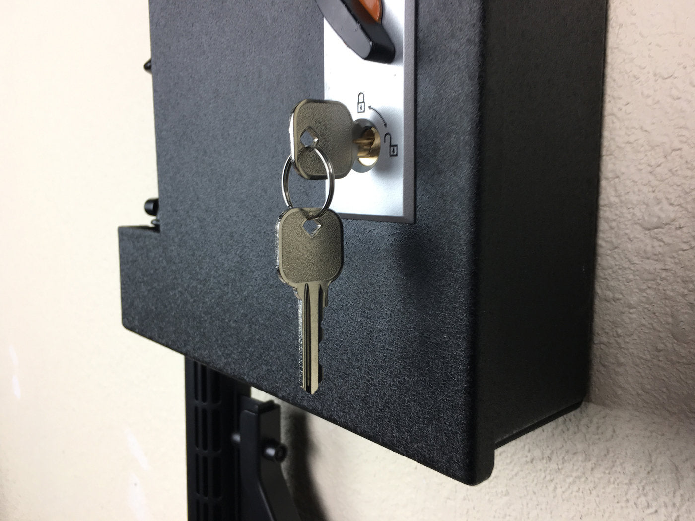 ShotLock AR 200M Solo-Vault On-Wall Gun Safe